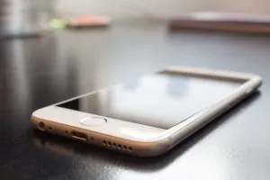 apple-iphone-smartphone-technology-large
